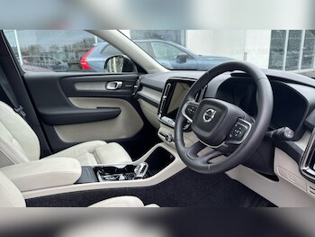 Used Volvo XC40 2025 for sale - 77721524: Photo