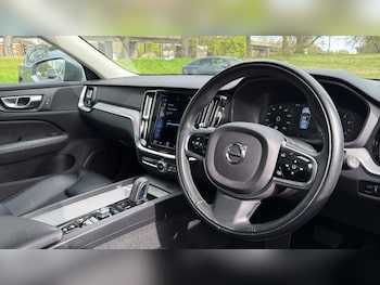 Used Volvo V60 2020 for sale - 78223417: Photo