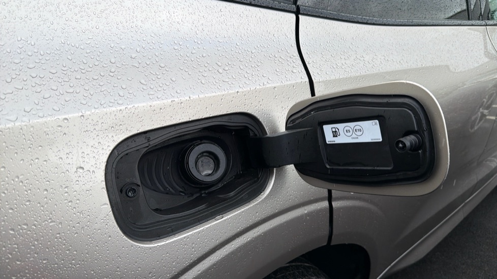 Used Volvo XC60 2025 for sale - 77650224: Photo 15