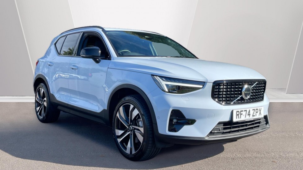 Used Volvo XC40 2025 for sale - 76680570: Photo 1