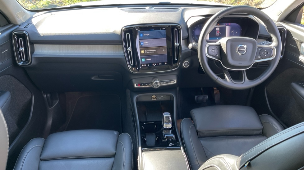 Used Volvo XC40 2025 for sale - 76680570: Photo 5