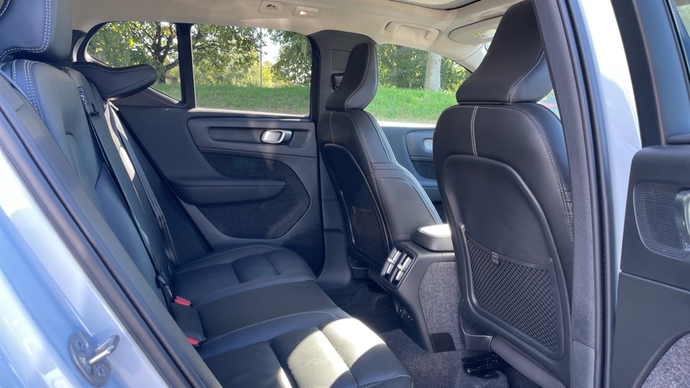 Used Volvo XC40 2025 for sale - 76680570: Photo 6