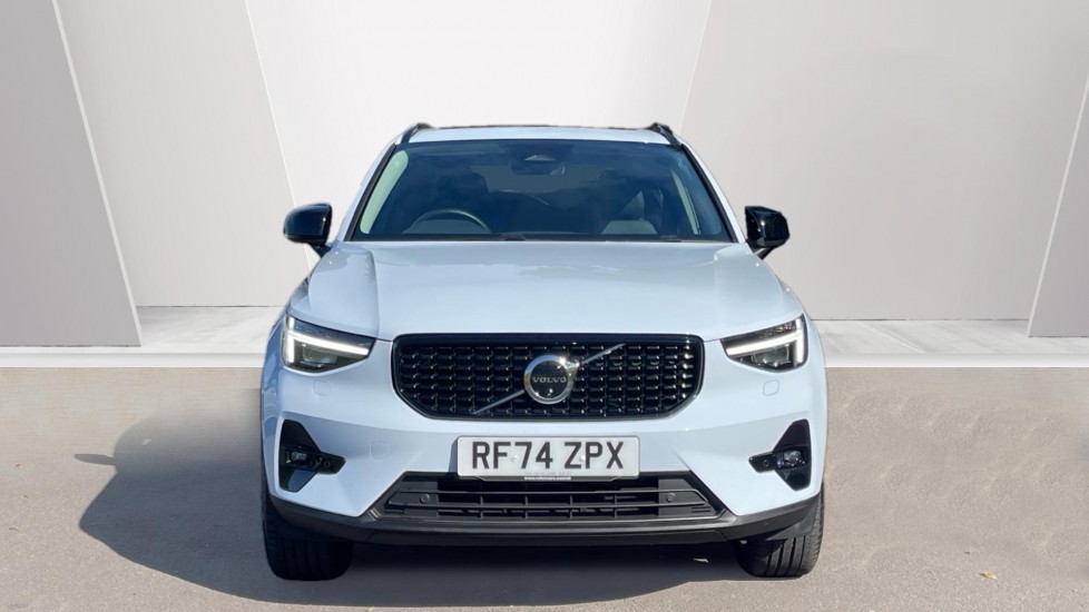 Used Volvo XC40 2025 for sale - 76680570: Photo 8