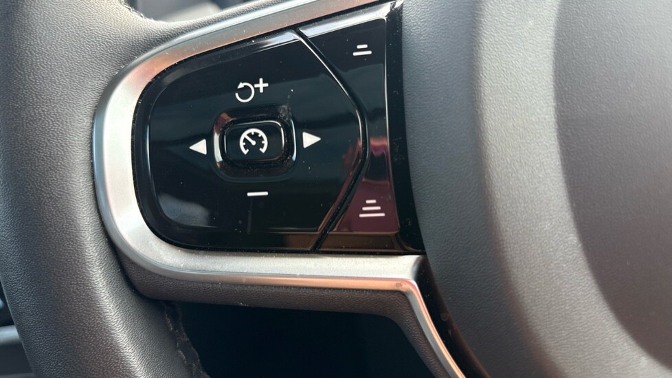 Used Volvo V90 2023 for sale - 76676482: Photo 19