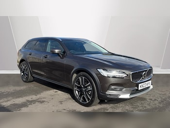 Volvo - V90