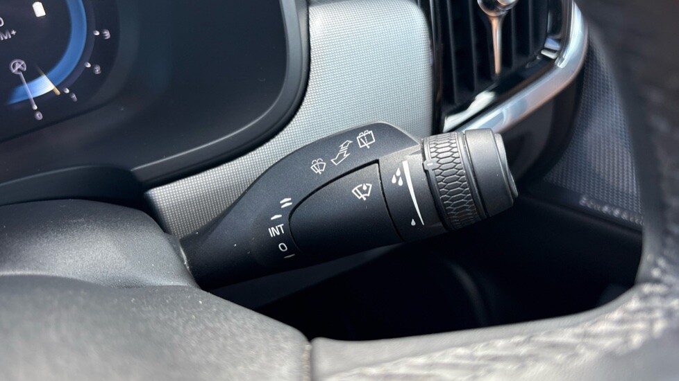 Used Volvo V90 2023 for sale - 76676482: Photo 21