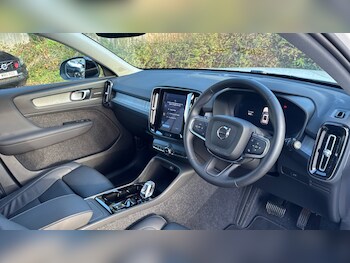 Used Volvo XC40 2025 for sale - 77177851: Photo
