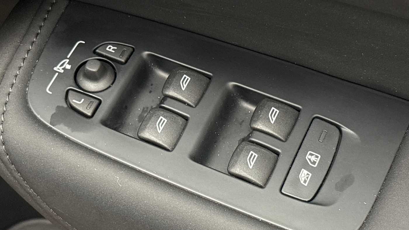 Used Volvo XC60 2025 for sale - 78139314: Photo 19