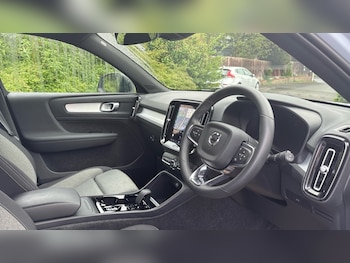 Used Volvo XC40 2023 for sale - 78284871: Photo