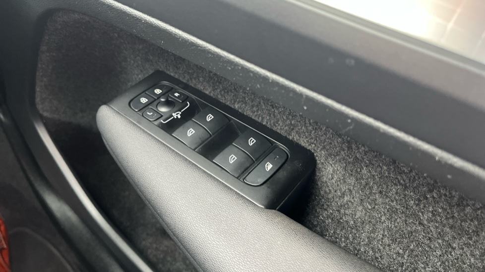 Used Volvo XC40 2022 for sale - 77641291: Photo 23