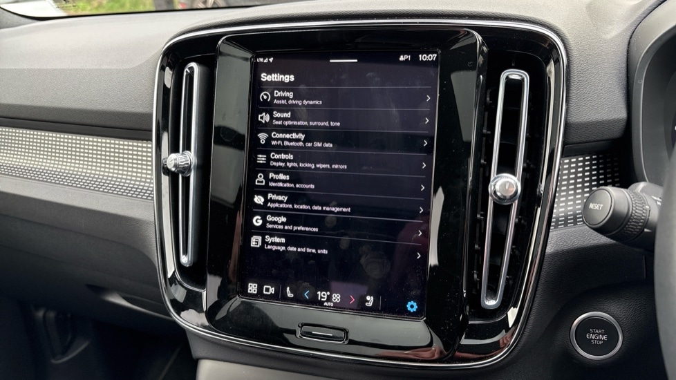 Used Volvo XC40 2023 for sale - 77962222: Photo 16