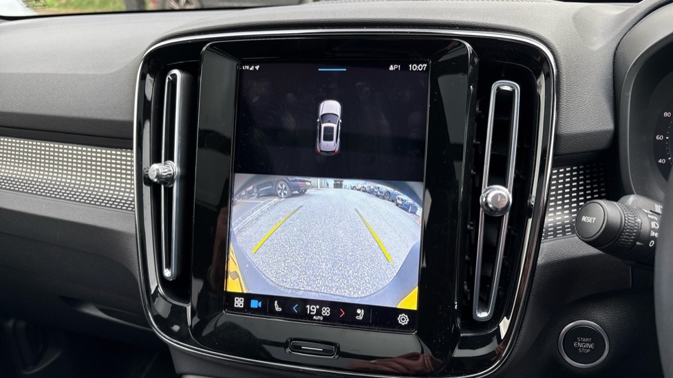 Used Volvo XC40 2023 for sale - 77962222: Photo 18