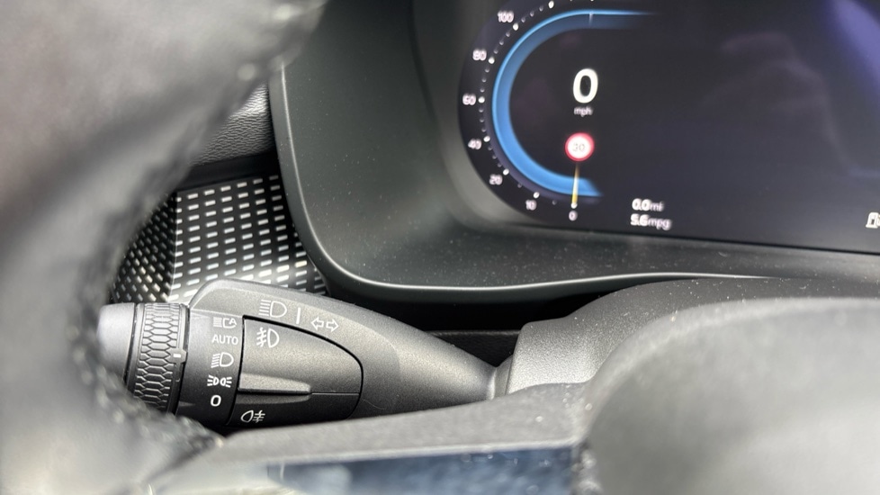 Used Volvo XC40 2023 for sale - 77962222: Photo 19