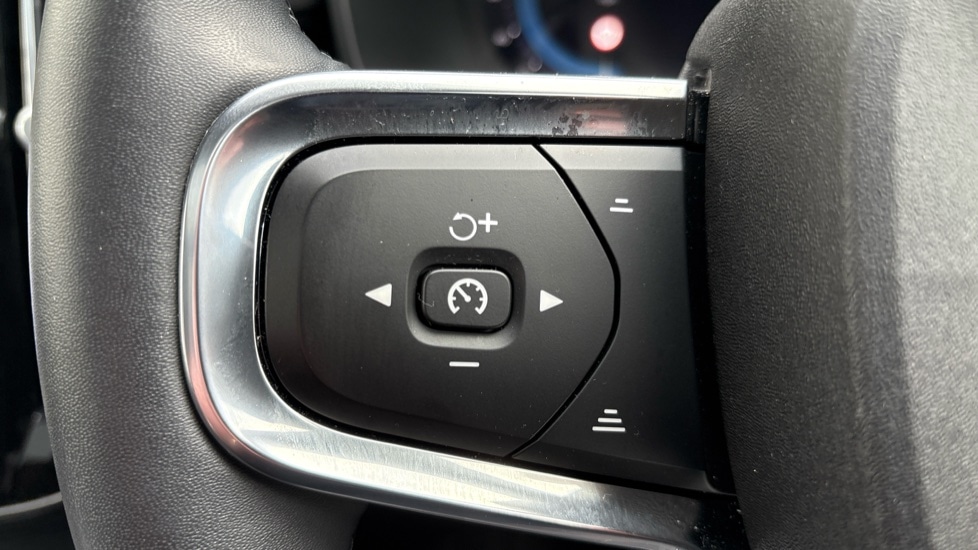 Used Volvo XC40 2023 for sale - 77962222: Photo 20