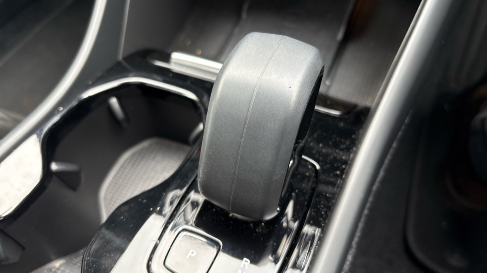 Used Volvo XC40 2023 for sale - 77962222: Photo 25