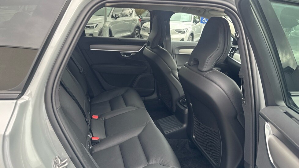 Used Volvo V90 2025 for sale - 77446199: Photo 6