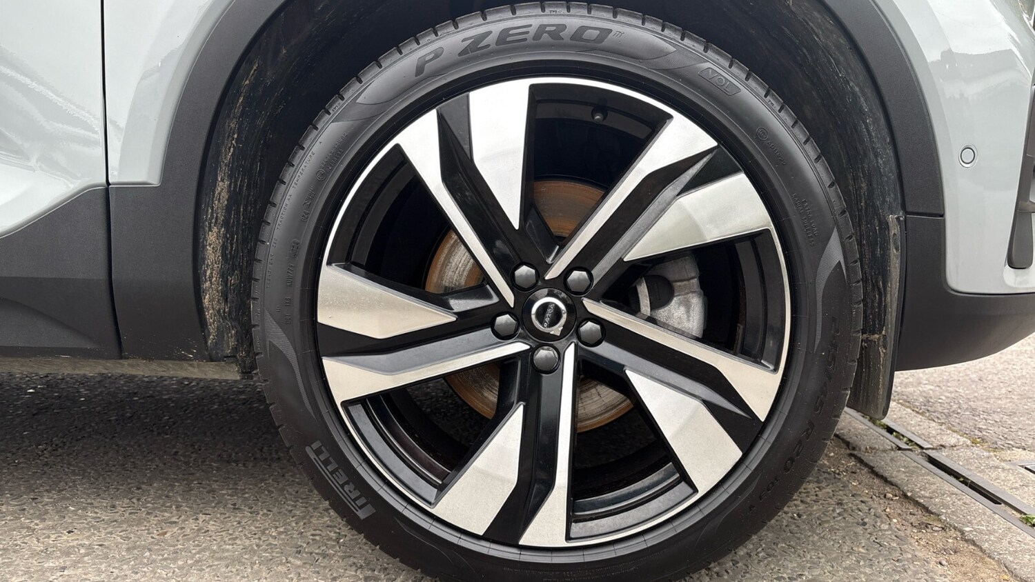 Used Volvo XC40 2024 for sale - 76677444: Photo 11