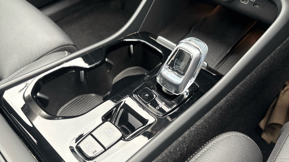 Used Volvo XC40 2024 for sale - 76677444: Photo 24