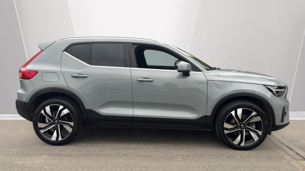 Used Volvo XC40 2024 for sale - 76677444: Photo 3