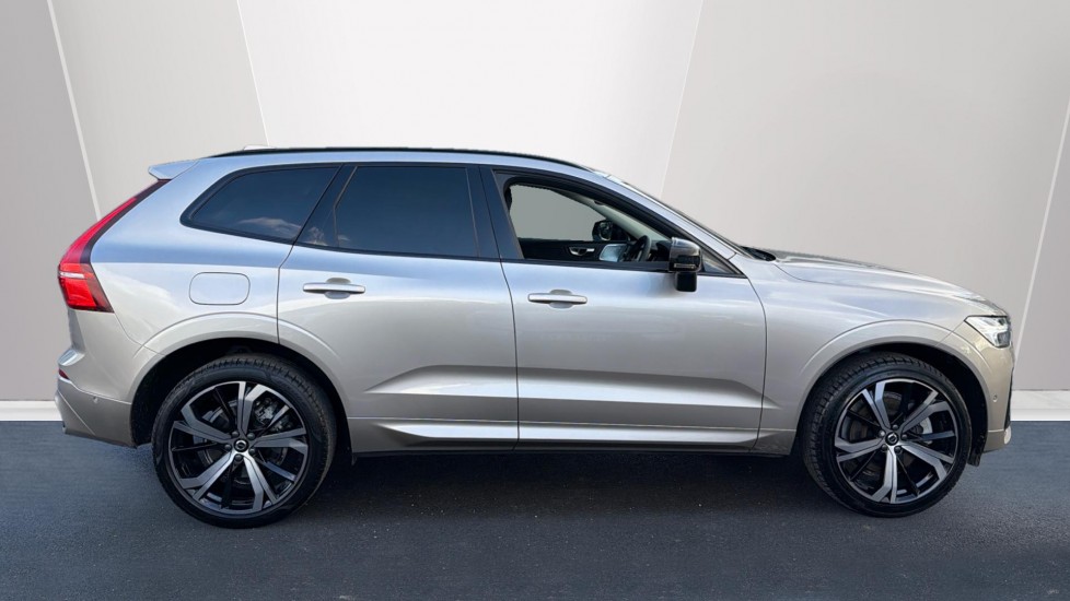 Used Volvo XC60 2025 for sale - 77417431: Photo 3