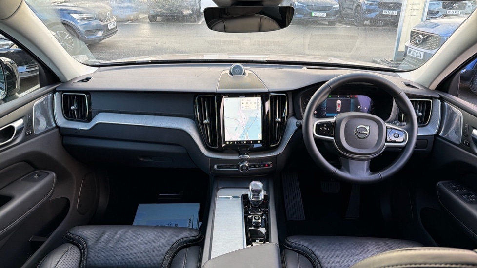Used Volvo XC60 2025 for sale - 77417431: Photo 5
