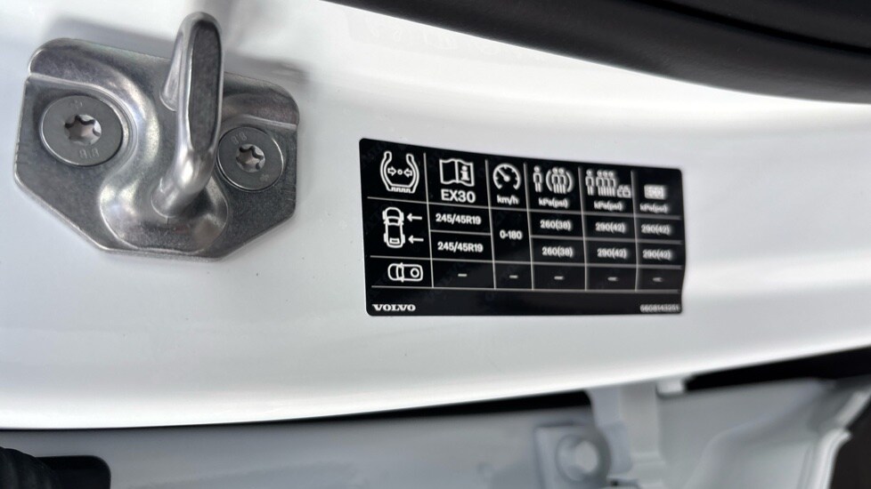 Used Volvo EX30 2025 for sale - 77073296: Photo 15