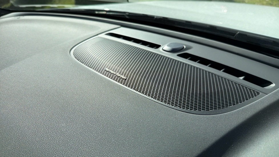 Used Volvo XC40 2022 for sale - 77872003: Photo 20