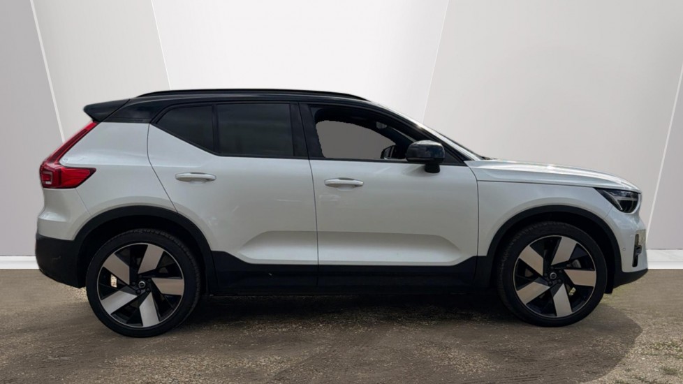 Used Volvo XC40 2022 for sale - 77872003: Photo 3