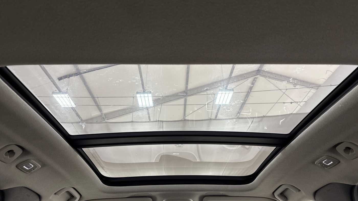 Used Volvo XC40 2025 for sale - 77237182: Photo 11