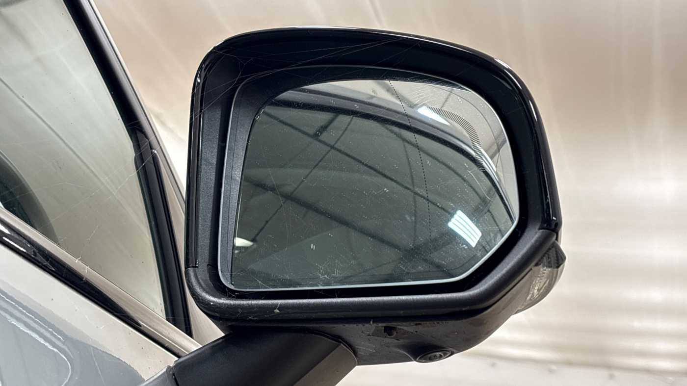 Used Volvo XC40 2025 for sale - 77237182: Photo 14