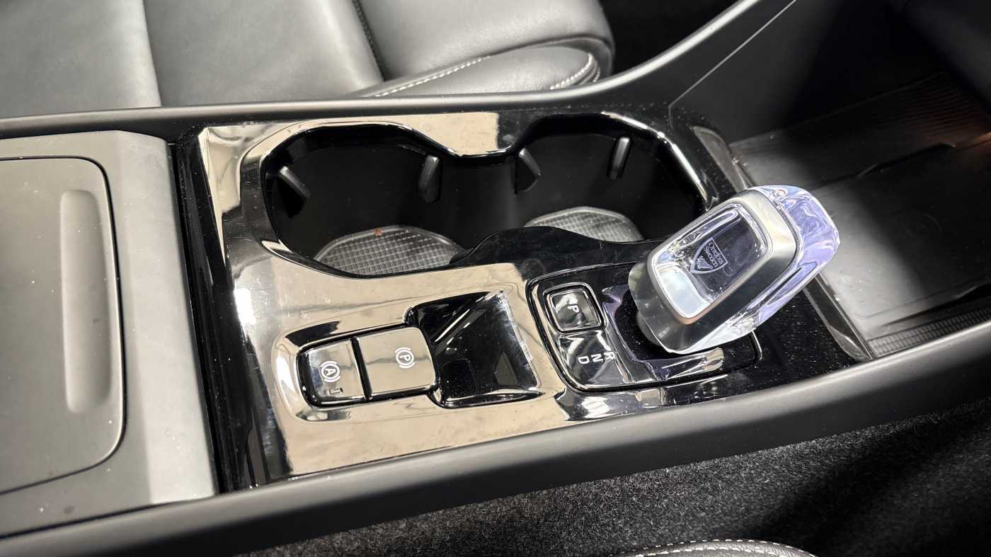 Used Volvo XC40 2025 for sale - 77237182: Photo 25