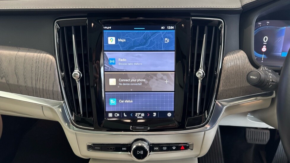 Used Volvo V90 2023 for sale - 76676317: Photo 12