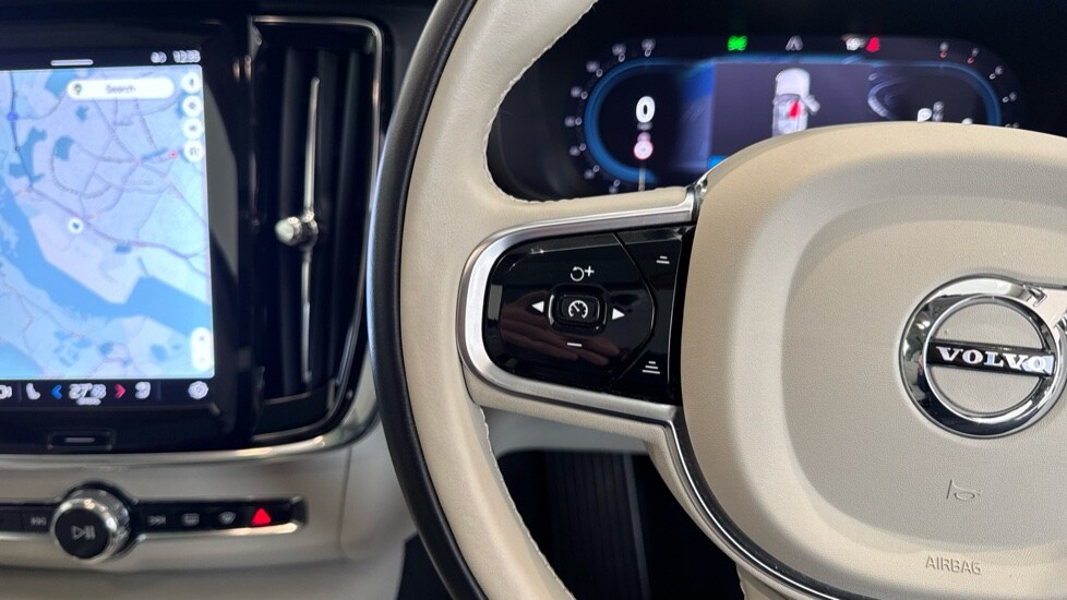 Used Volvo V90 2023 for sale - 76676317: Photo 20