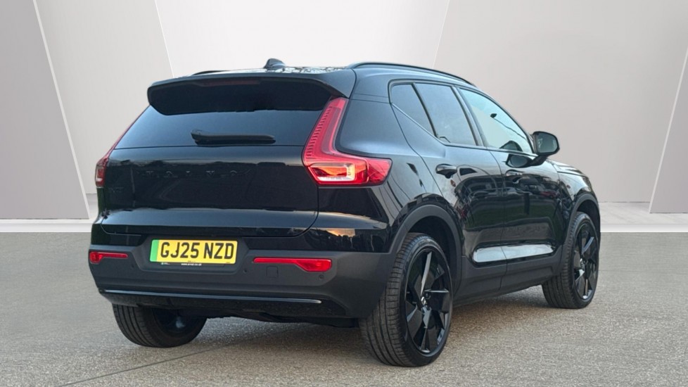 Used Volvo EX40 2025 for sale - 77945922: Photo 2