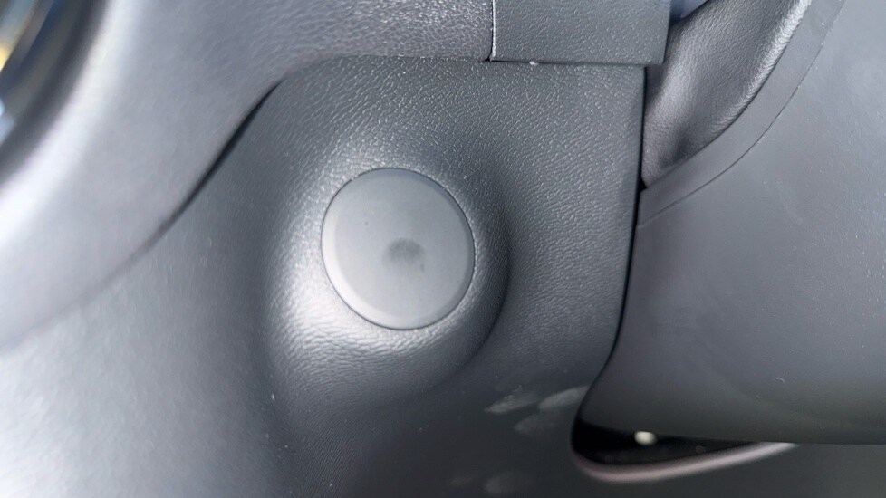 Used Volvo EX40 2025 for sale - 77945922: Photo 25