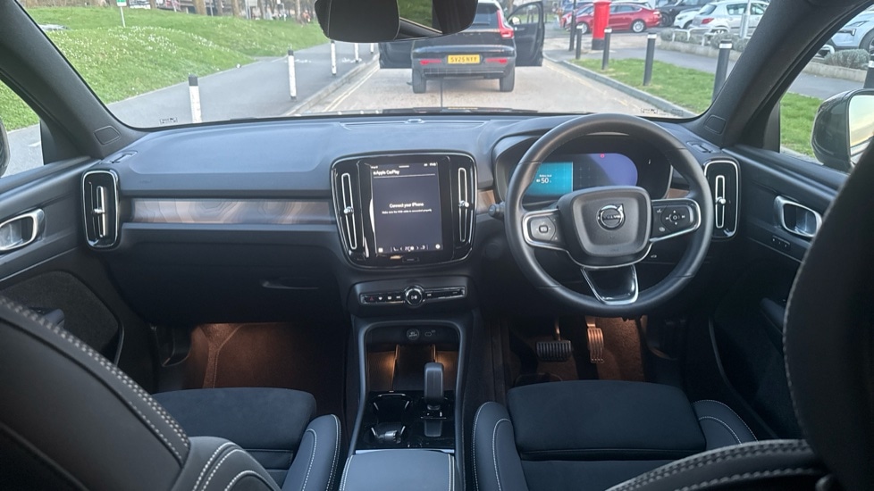 Used Volvo EX40 2025 for sale - 77945922: Photo 5