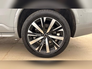 Used Volvo XC90 2025 for sale - 78284894: Photo