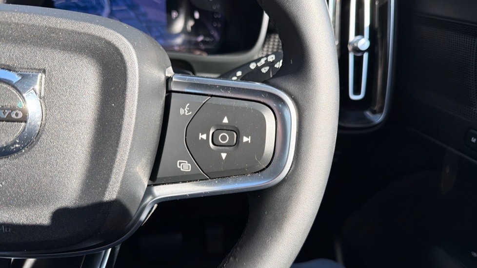 Used Volvo XC40 2024 for sale - 78198645: Photo 20