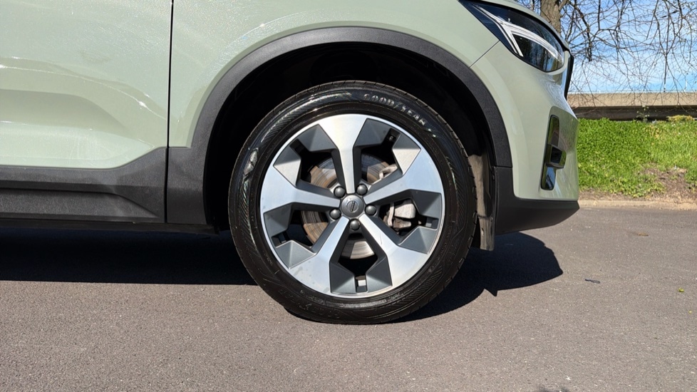 Used Volvo XC40 2024 for sale - 78198645: Photo 9