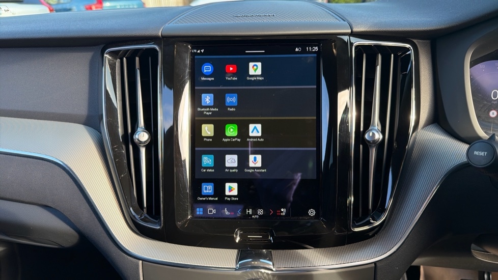 Used Volvo XC60 2023 for sale - 76908555: Photo 16