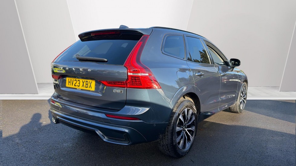 Used Volvo XC60 2023 for sale - 76908555: Photo 2