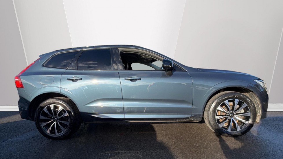 Used Volvo XC60 2023 for sale - 76908555: Photo 3