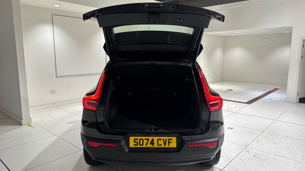 Used Volvo XC40 2025 for sale - 77251395: Photo 13