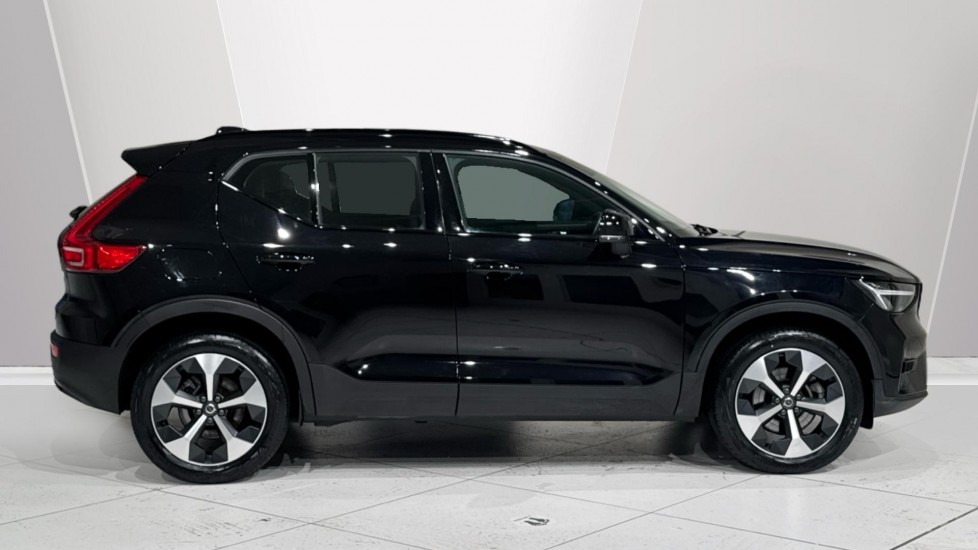 Used Volvo XC40 2025 for sale - 77251395: Photo 3