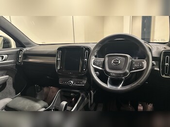 Used Volvo XC40 2025 for sale - 77251395: Photo