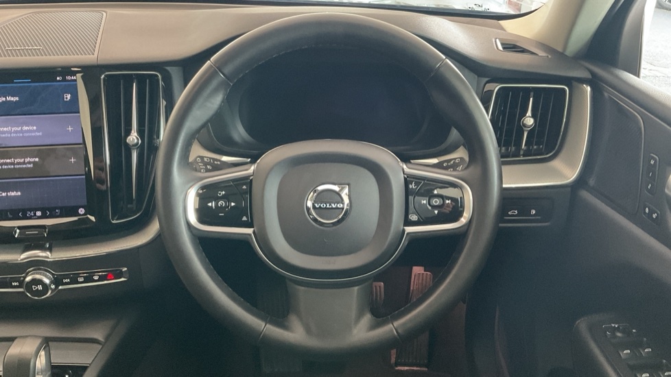 Used Volvo XC60 2023 for sale - 76706287: Photo 10