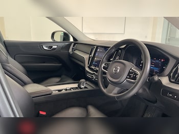 Used Volvo XC60 2023 for sale - 76706287: Photo