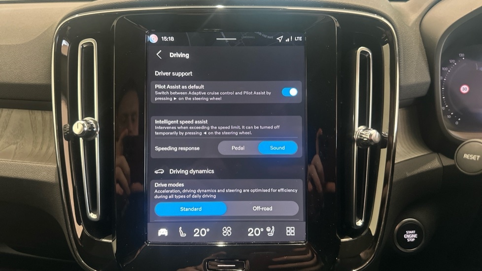 Used Volvo XC40 2025 for sale - 77653618: Photo 24