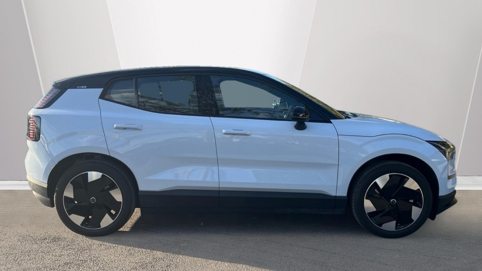 Used Volvo EX30 2025 for sale - 76680750: Photo 3