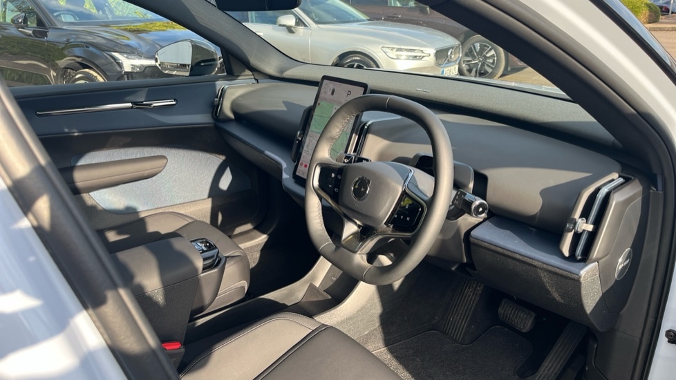 Used Volvo EX30 2025 for sale - 76680750: Photo 4